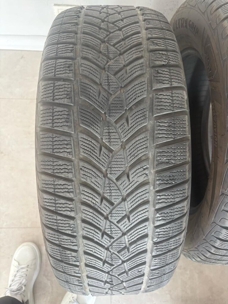 Goodyaer ultra grıp performance 265/60R18 114H SUV kış lastiği - 2