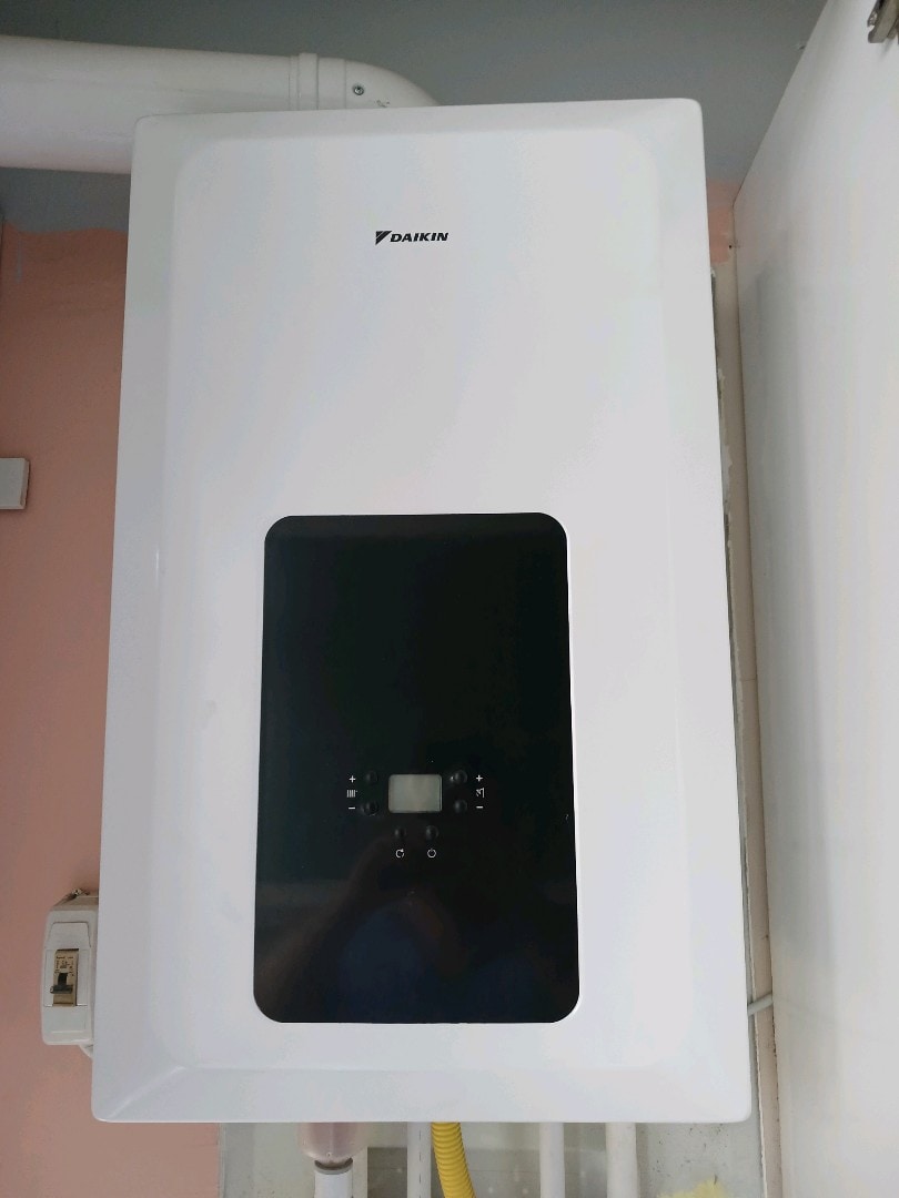 Daikin Tam Yoğuşmalı Kombi 5 Yıl Garantili - 2