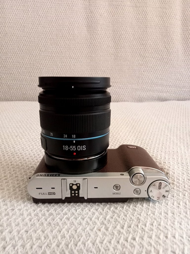 Samsung NX3000 Fotoğraf Makinesi - 3