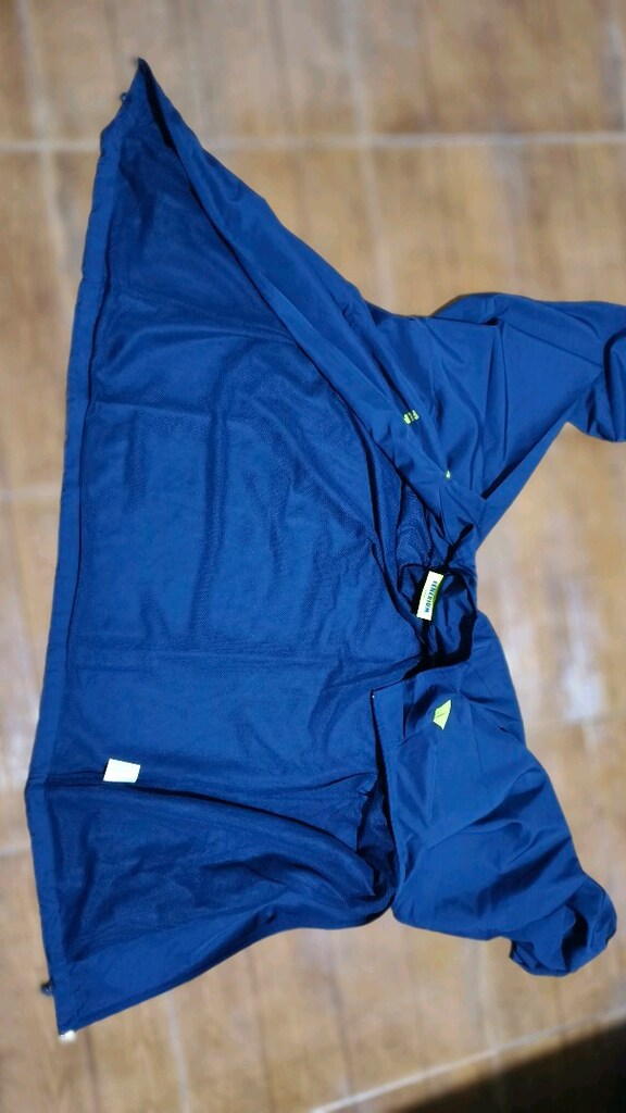 #Fenerium mevsimlik mont Mağazasında 6000 TL. - 10