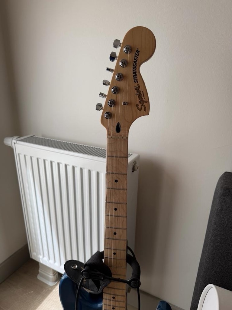 fender standart elektro gitar - 9