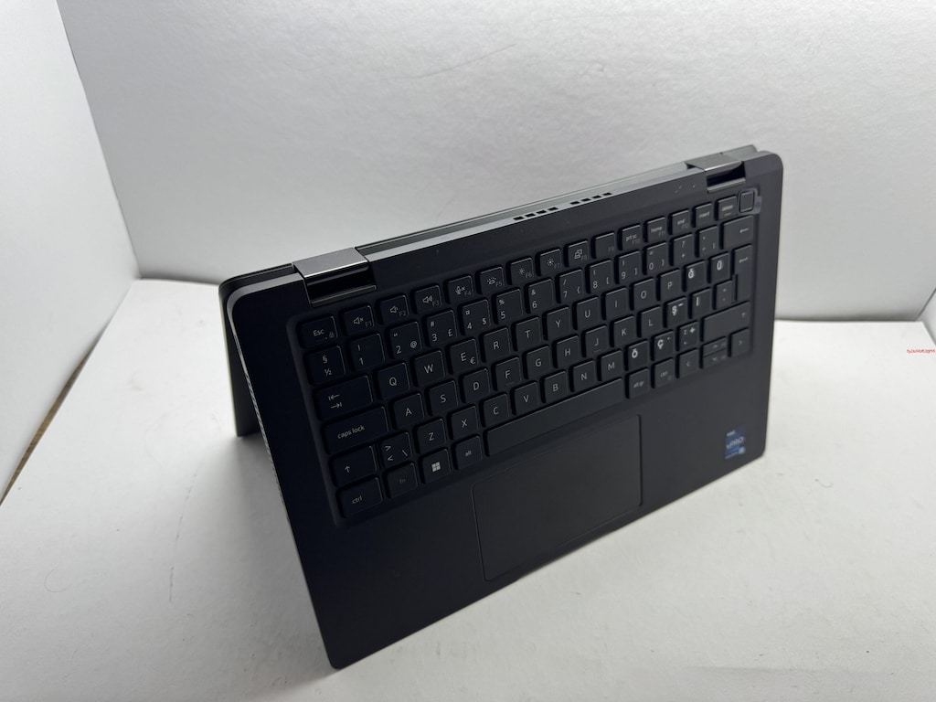 DELL İ7 12. NESİL 16 GB RAM 512 NVME KATLANIR DOKUNMATİK - 4