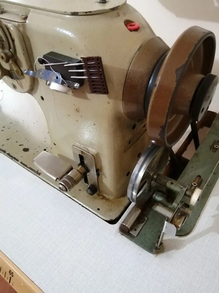 Sorunsuz Bernina 217 Feston Dikiş makinasi - 4