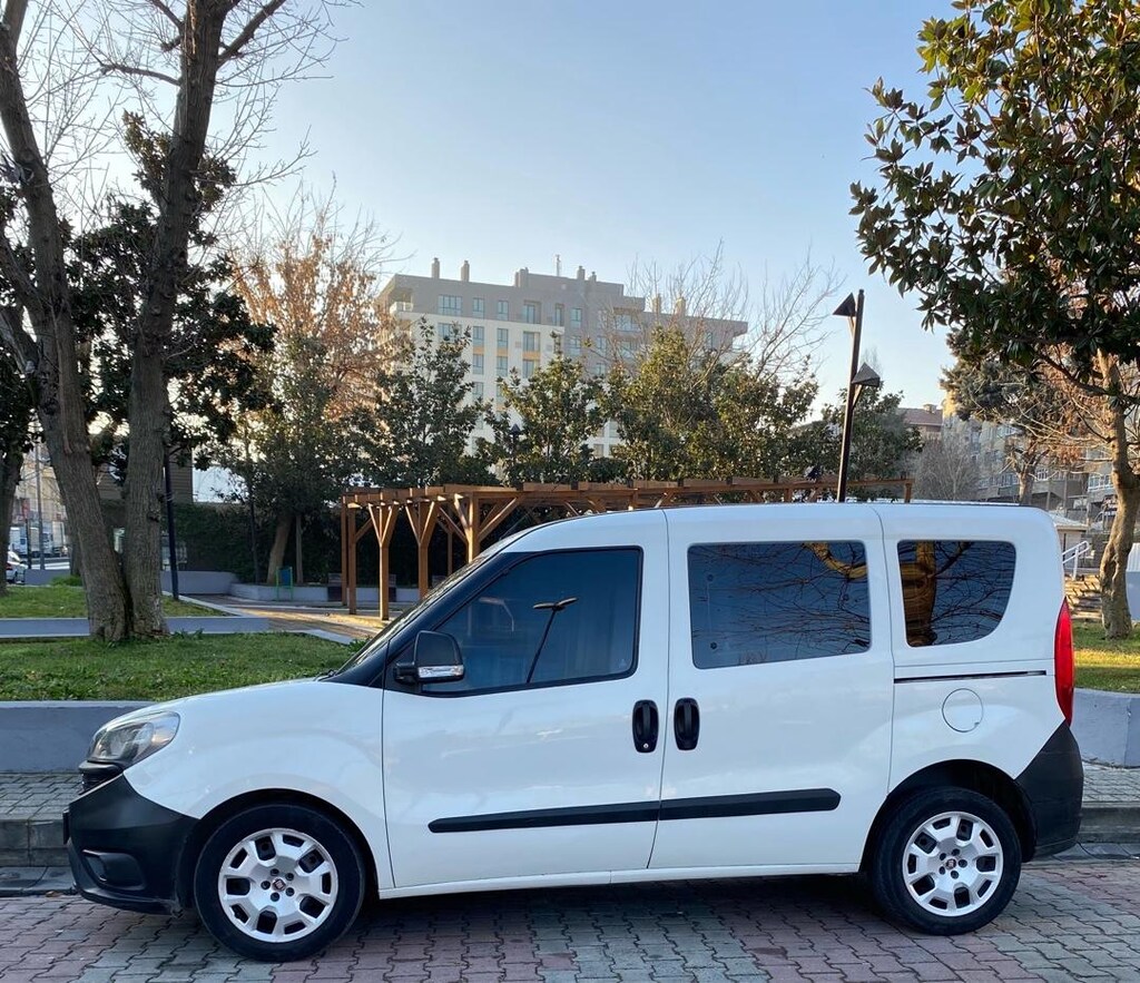 Doblo Geniş Aile Aracı temiz - 3
