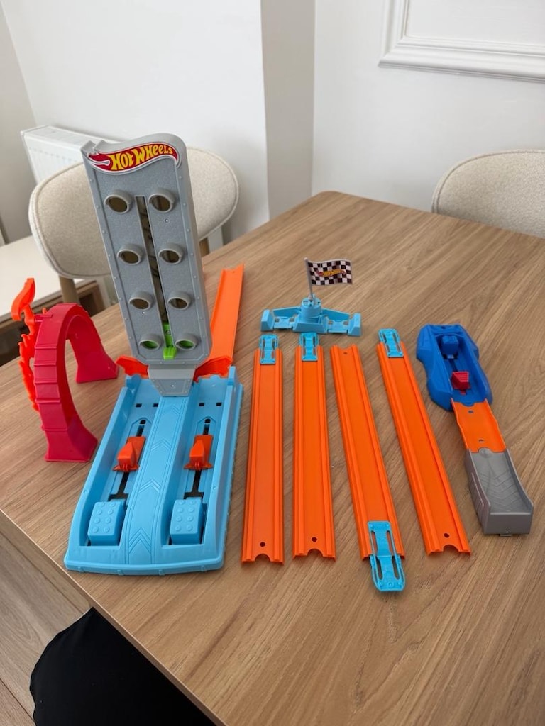 HOT WHEELS araba fırlatma yarış pisti - 3