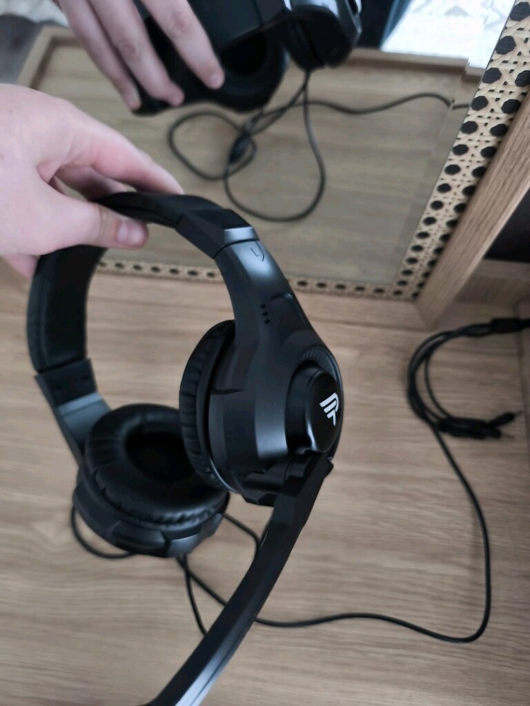 Yeni oyuncu kulaklığı maus ve klavye - 3