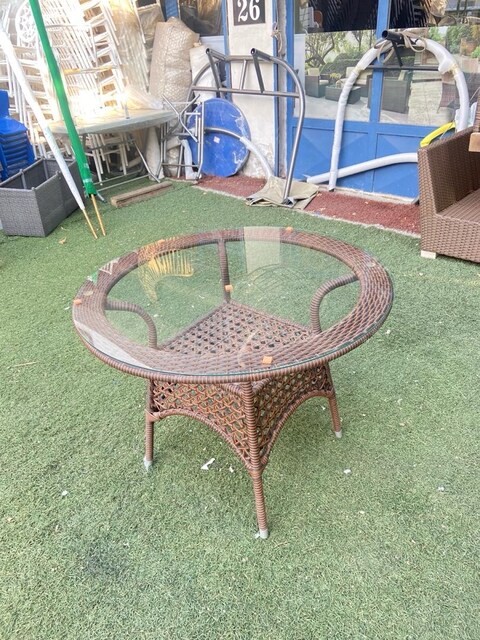 Rattan Masa, Camlı masa