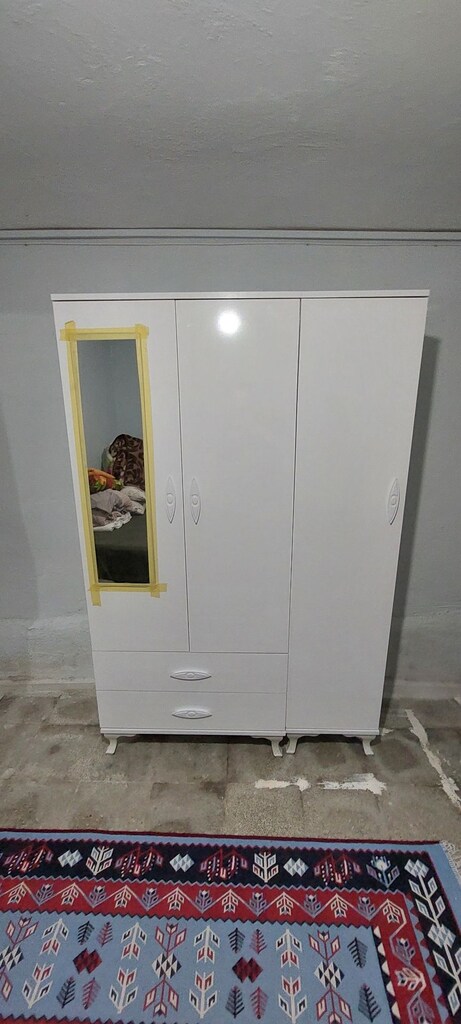 AYNALI ELBİSE DOLABI - 2
