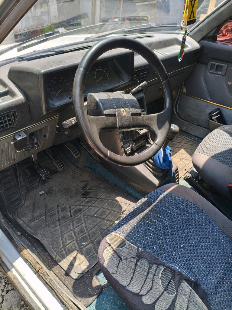Renault R9 sipring - 8