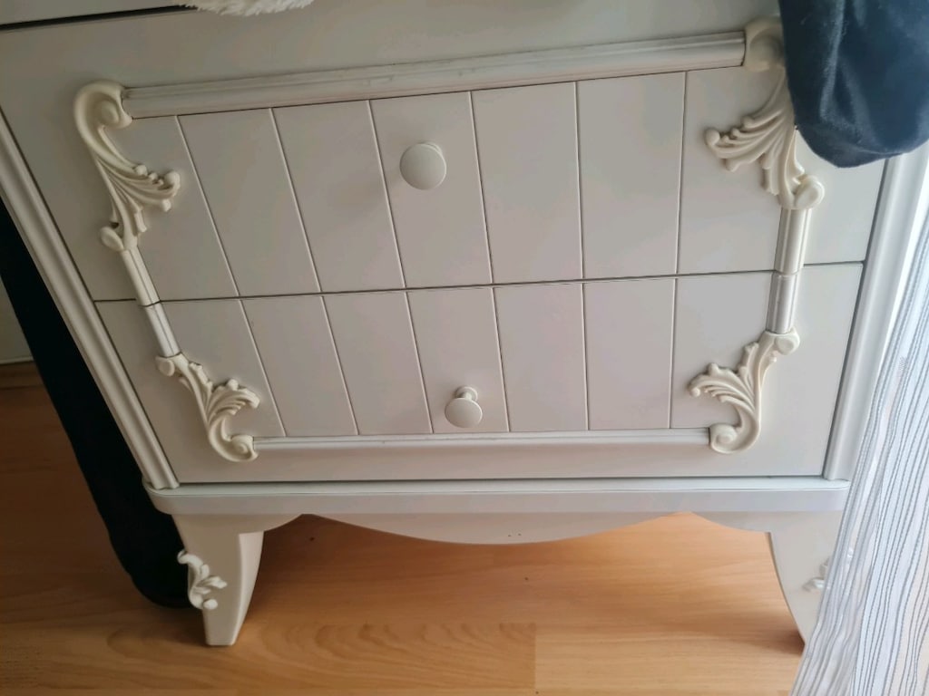 mobilyalarin hepsi özel uretim yemek masasi dahil - 3