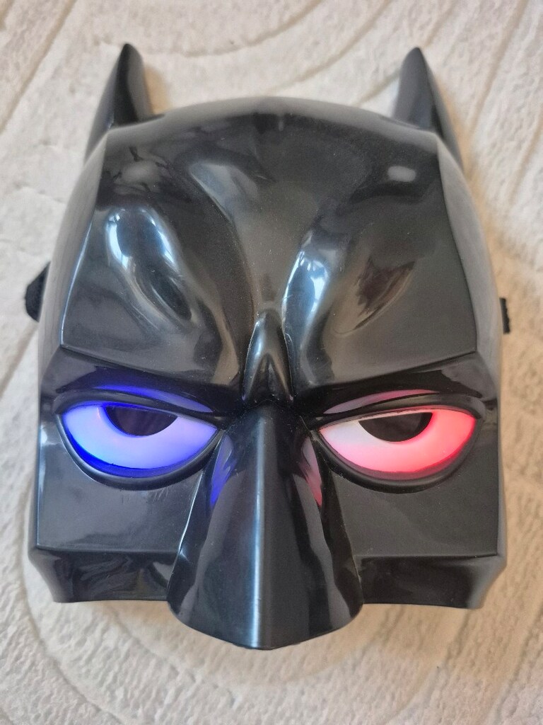 örümcekadam ve batman maskesi - 7