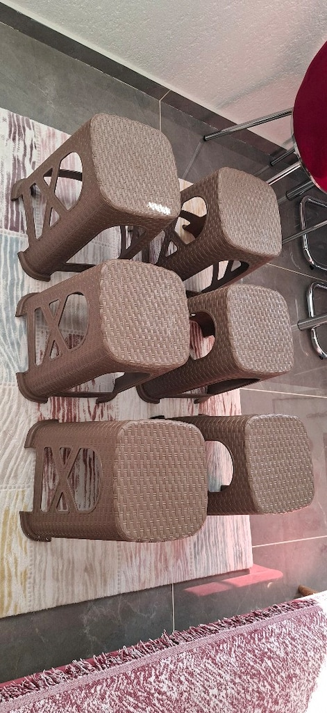 6 adet plastik tabure - 2
