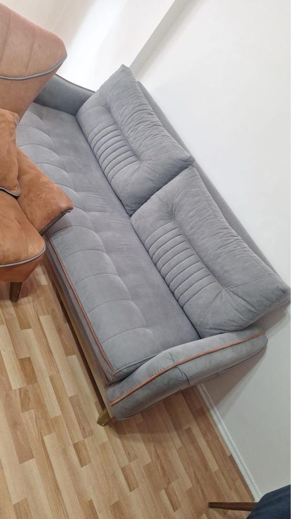 Salon takımı ve yemek masası 6 kişilik (sandalyeler dahil)