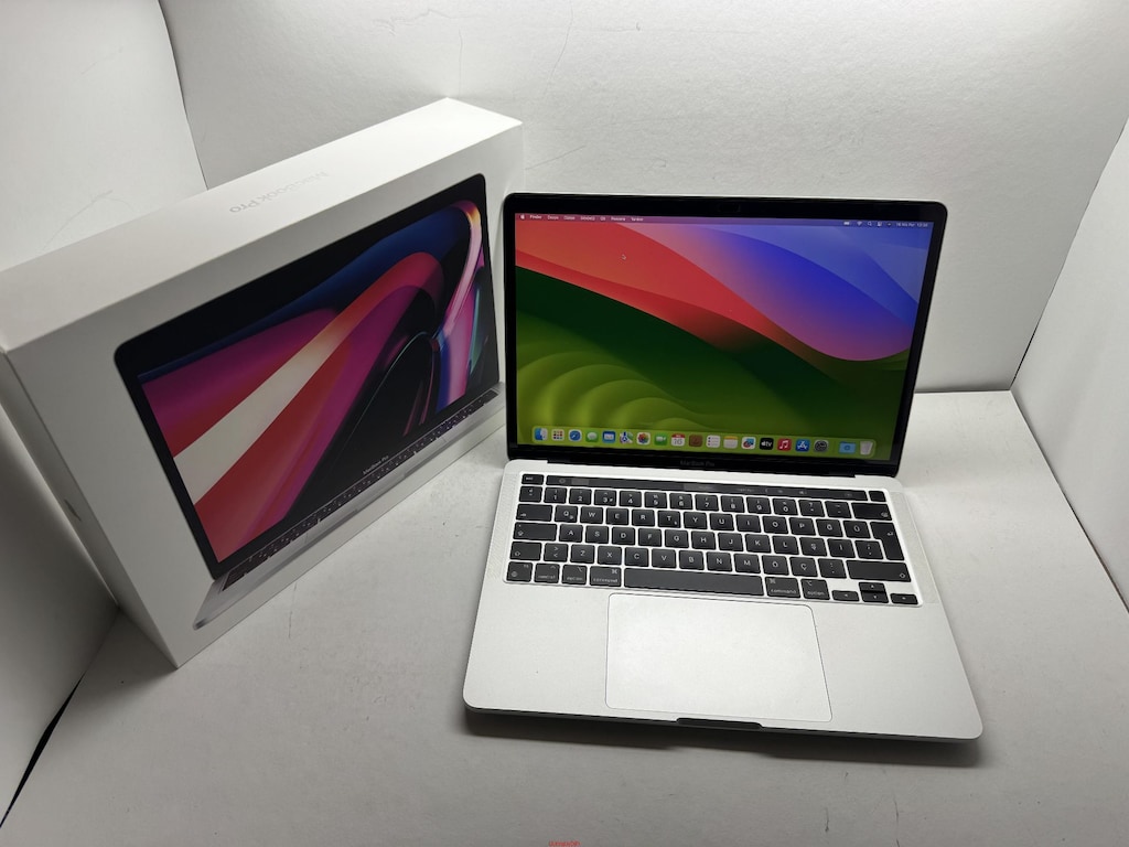 MACBOOK PRO BARLI 2020 M1 İŞLEMCİ 256 NVME 8 GB RAM - 2