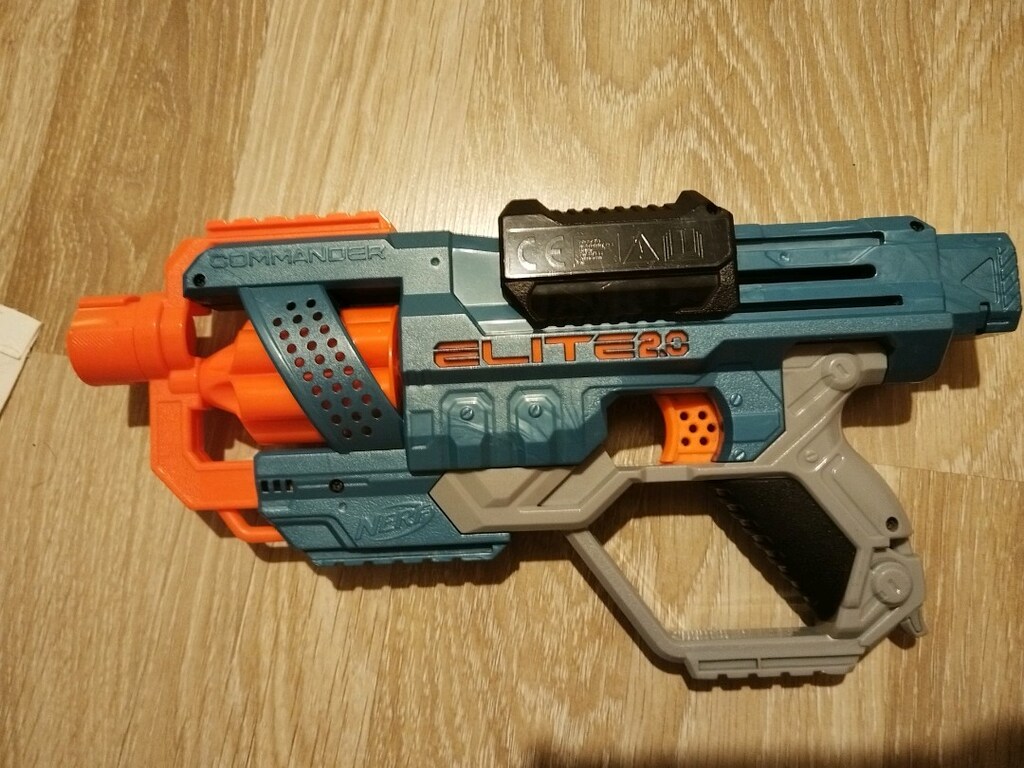 Nerf Elite 2.0 Commander RD-6 - 2