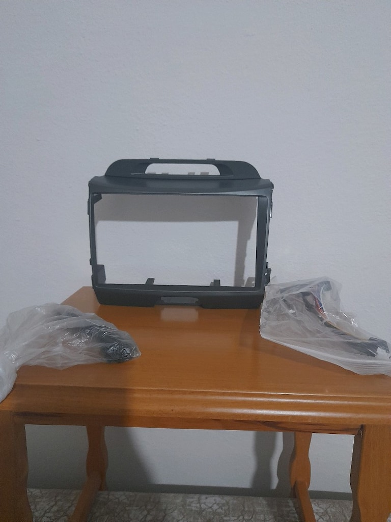 Kia Sportage (2010 - 2016) 9 İnç Multimedya Çerçevesi + Kablo Kit Seti - 2