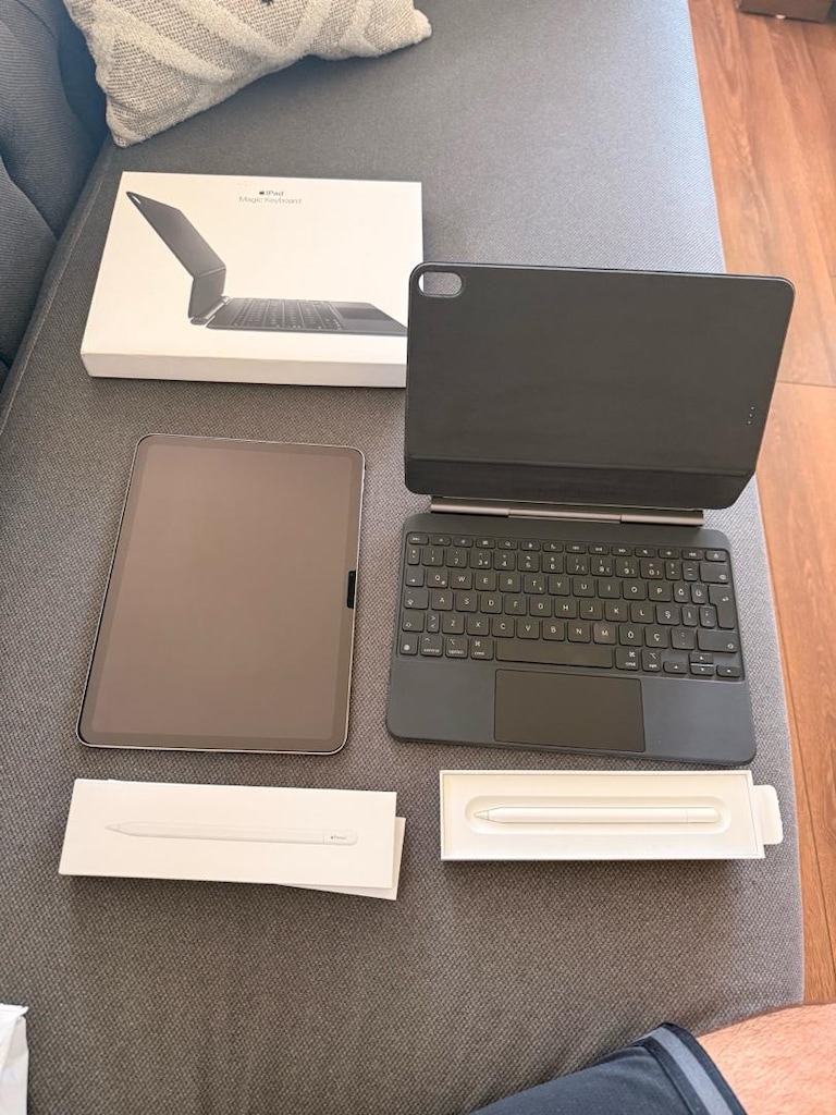 Ipad Air 11 M2 128 gb + magic keyboard + apple pencil - 8