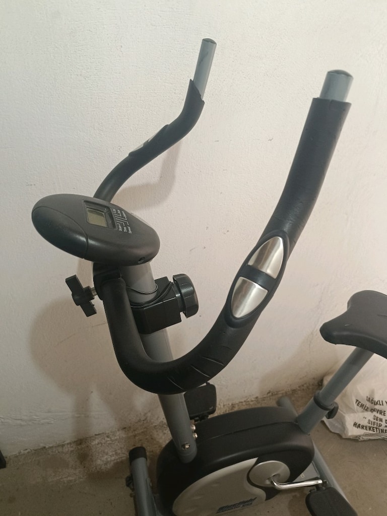 evde spor için kondisyon bisikleti - 3