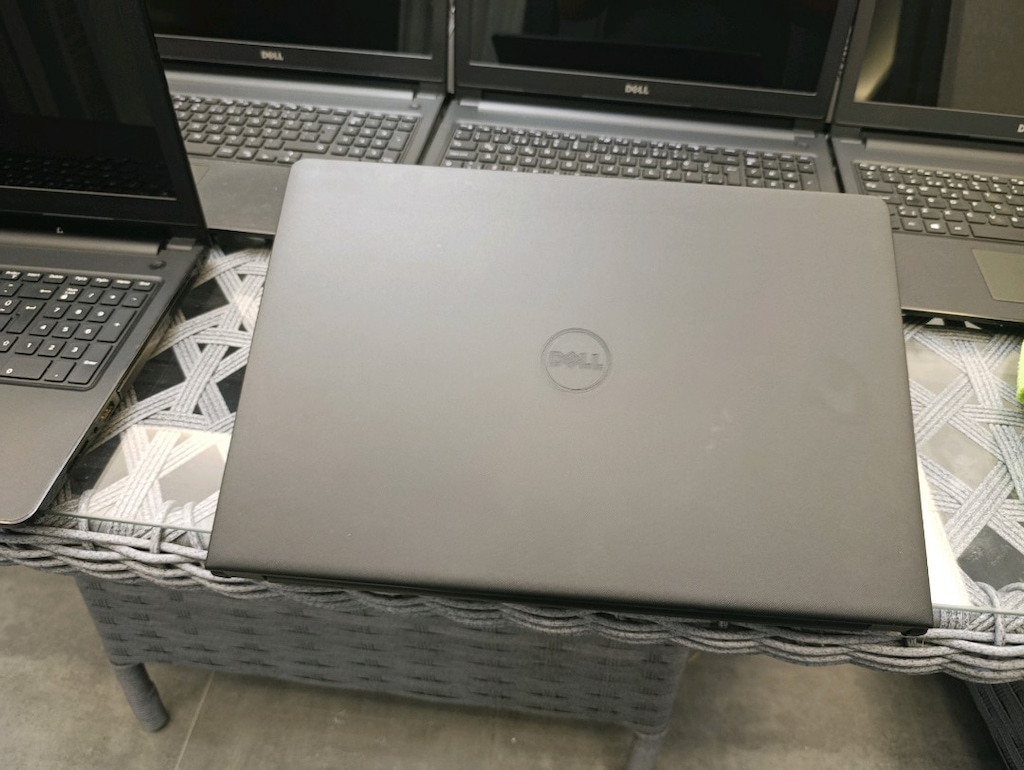 Adetli Dell Laptoplar - Kurumsal Temiz Cihazlar - 8GB RAM & SSD'li - 6
