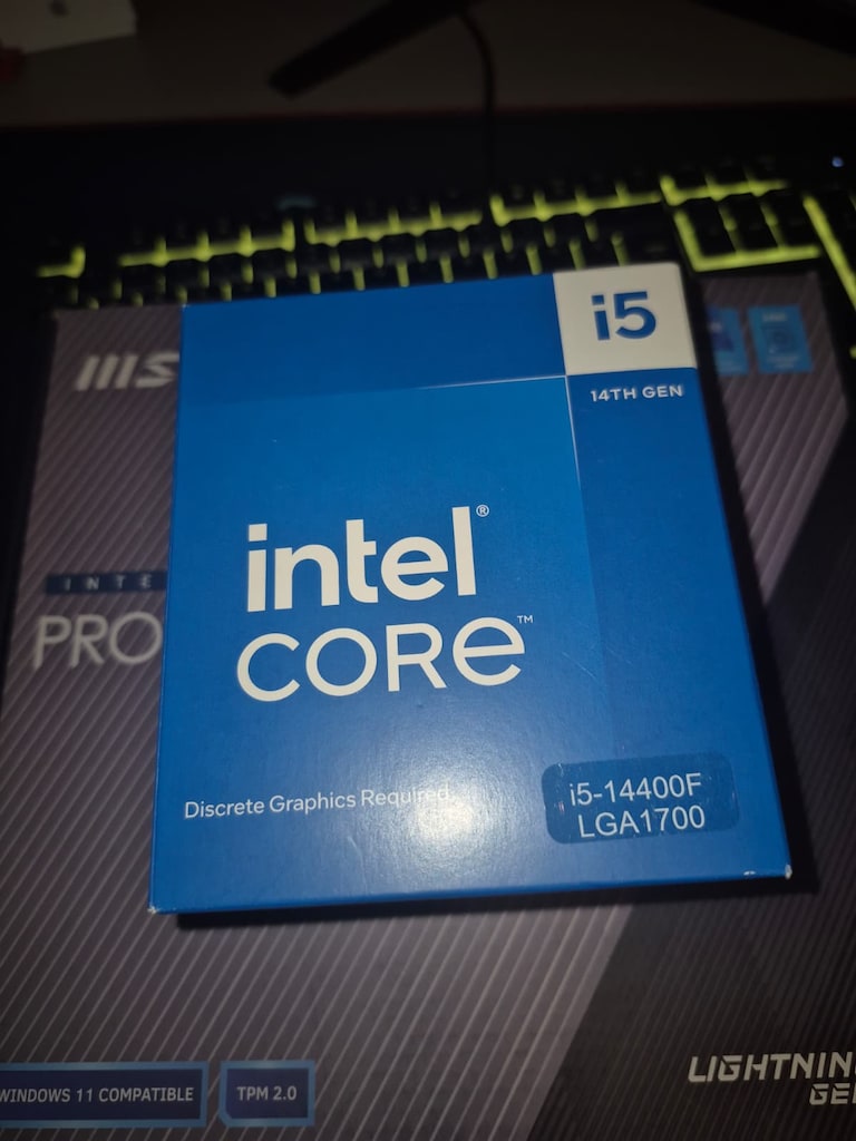 i5-14400F / 32GB DDR5 / GTX 1080 / 500GB SSD / ASUS 180Hz Monitör - 7