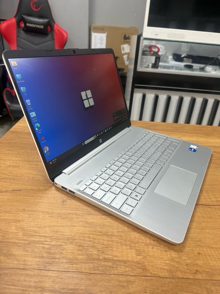 HP i5 12 nes (14) 8 ram 512 m2 çok temiz - 3