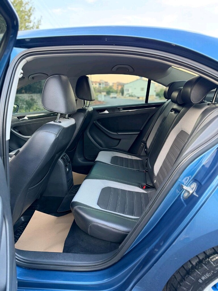 SAHİBİNDEN VOLKSWAGEN JETTA OTOMATİK - 13