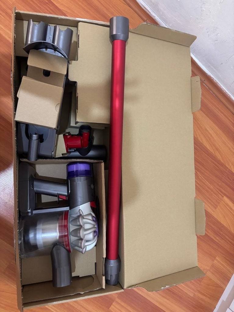 SIFIR DYSON V8 - 2