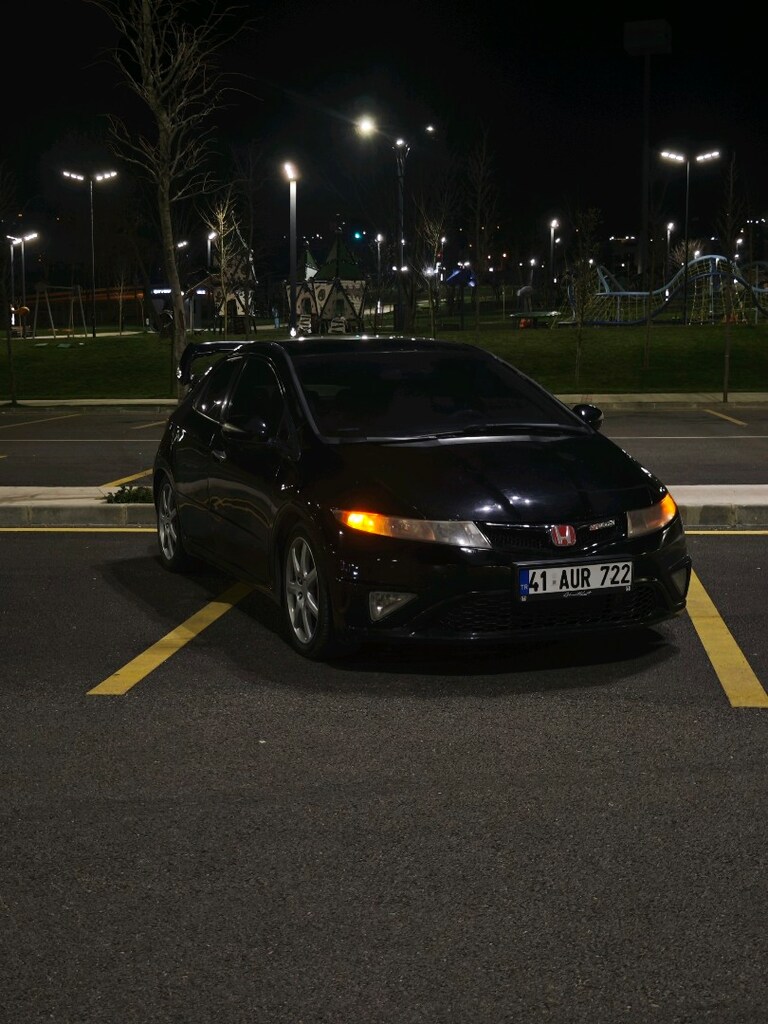 Honda Civic hatchback sport 1.8 manuel - 2