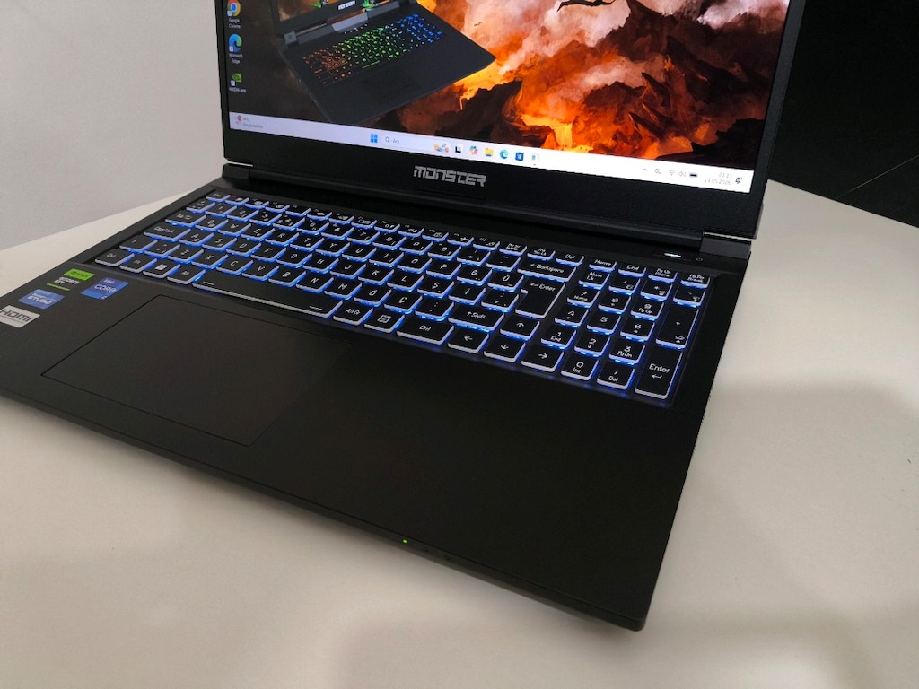 i7 12. Nesil Monster G@ming 24 GB RAM tam bir oyun canavarı laptop - 4