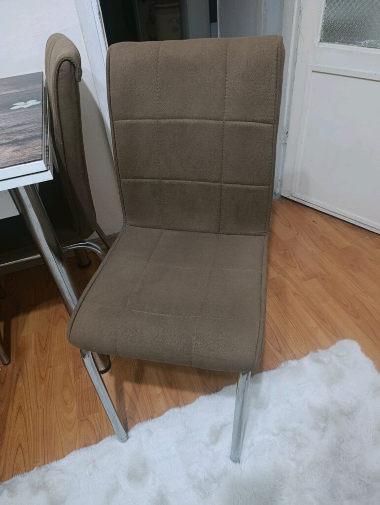 sıfır gibi masa ve 4sandalye - 4