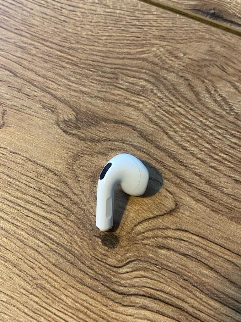 AirPods 4.NESİL SAĞ KULAKLIK ANC A3055 A3056 - 2