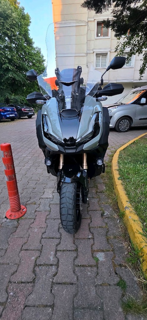Honda ADV 350 - 7