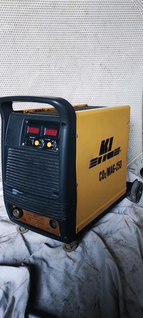 220 VOLT EV ELETRİKLİ GAZALTI KAYNAK MAKİNASI 250 AMPER SIFIR SAYILIR - 12