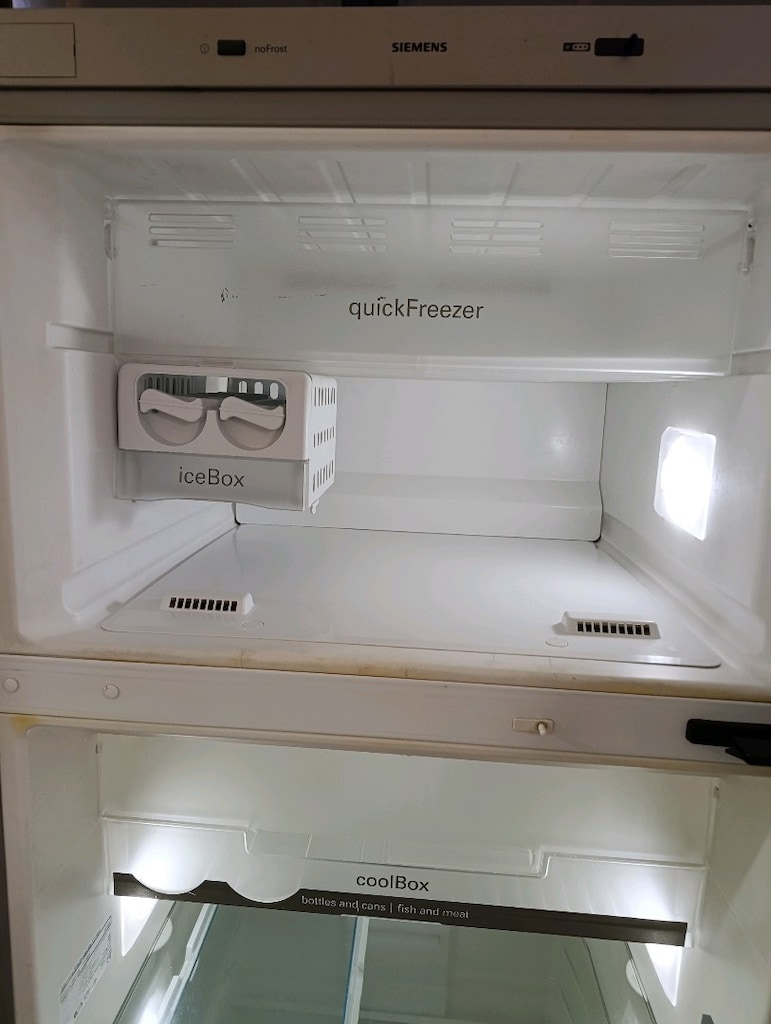 Siemens inox LED Aydınlatmalı Buzdolabı - 5