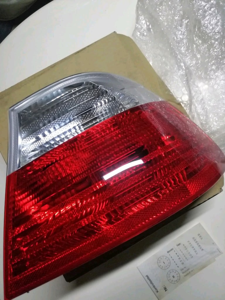 BMW E46 COUPE orjinal sıfır sağ stop - 2