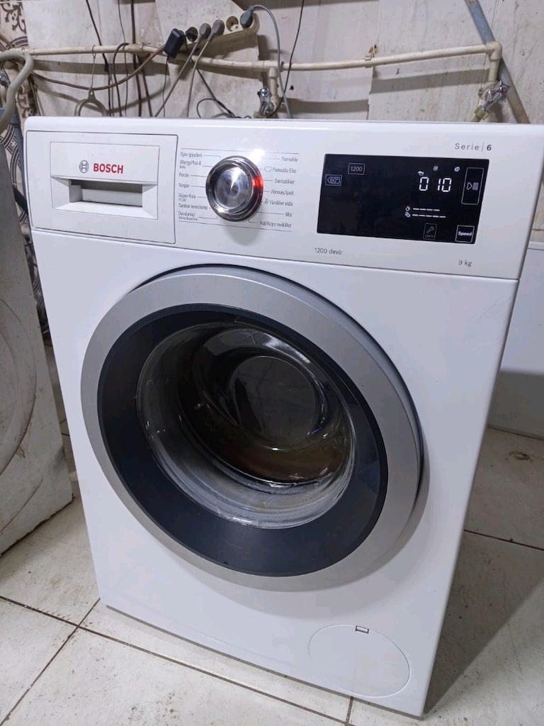 Yeni modellerden Bosch çamaşır makinesi 9kg - 4