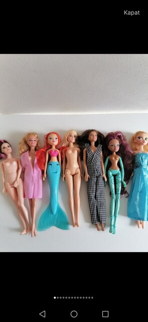 Barbie ve winx clup bebekleri