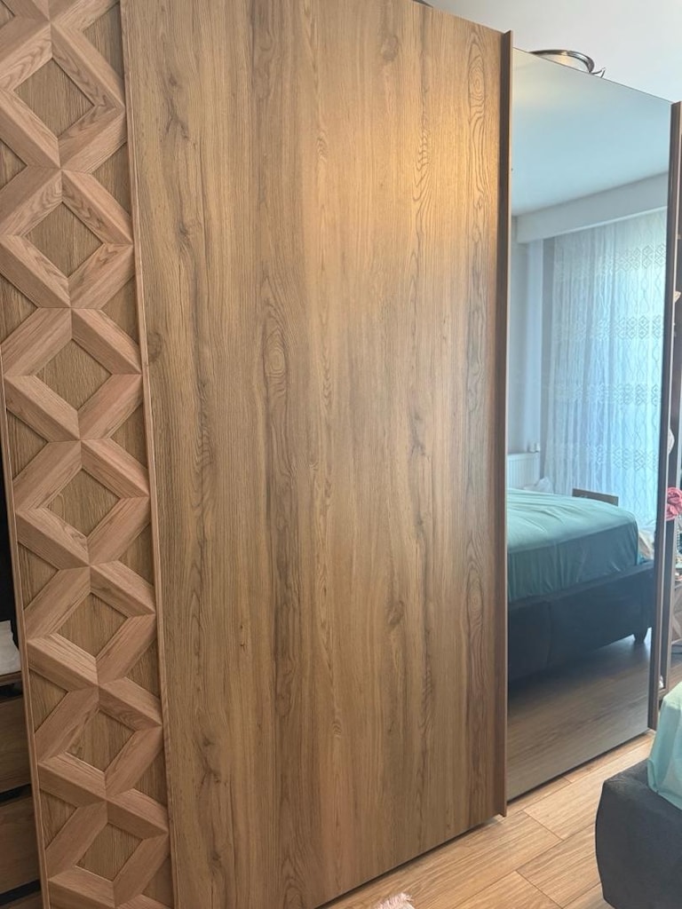 acil-Enza Home Gardırop ve iki adet komodin - 2