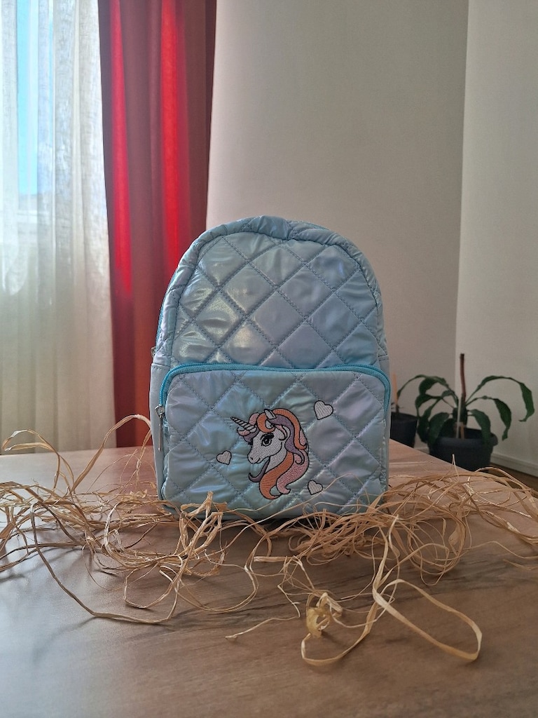çocuk çantası