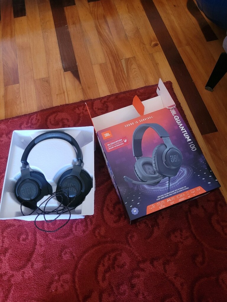 JBL Quantum 100 Kablolu Kulak Üstü Gaming Oyuncu Kulaklığı - 2