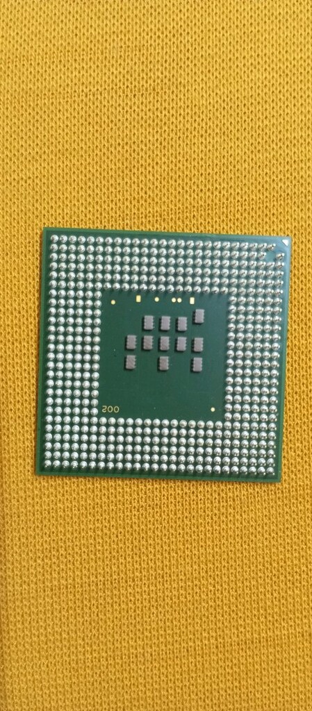 INTEL RH80536 704 notebook işlemcisi - 2