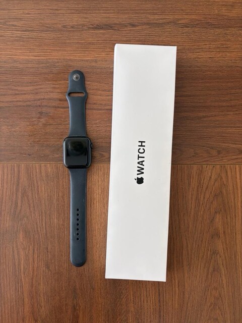 Apple Watch SE (2.nesil) GPS 44MM