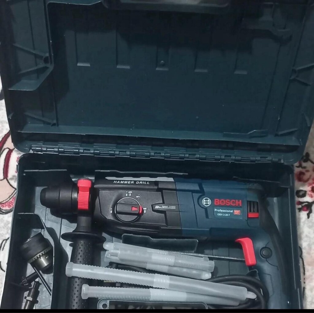 bosch 2.28 900 watt darbeli kırıcı delici hilti matkap sıfır kutusunda - 2