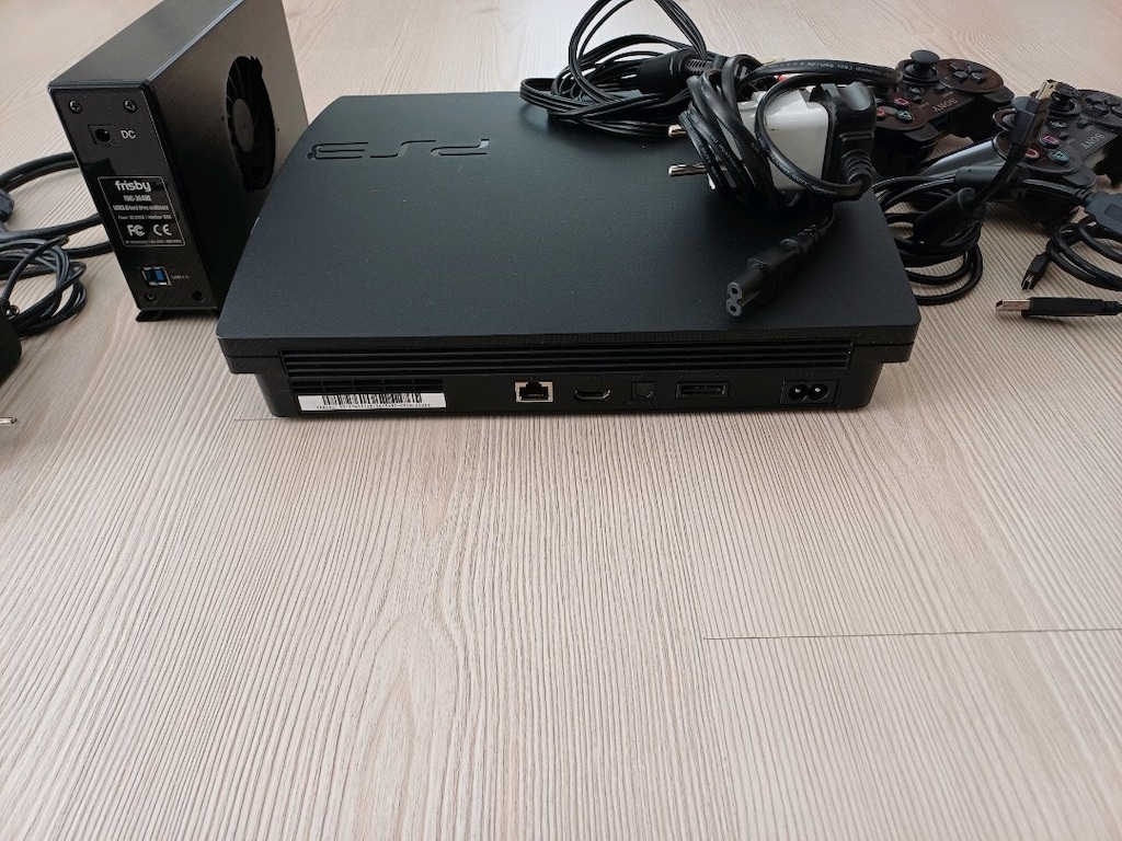 TB Harici Diskli PS3 Slim - 100+ Oyunlu Dev Arşiv (TLOU, RDR, GTA 5) - 3
