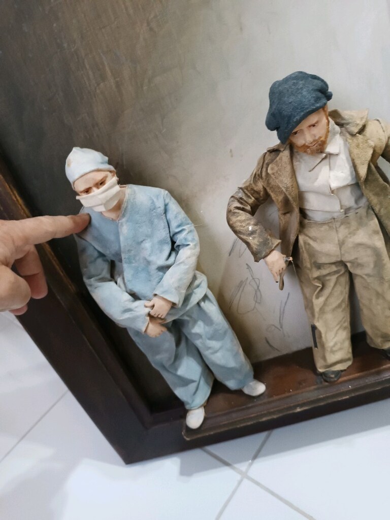 Ahsap uzeri deri kabartma figurlu tablo - 2