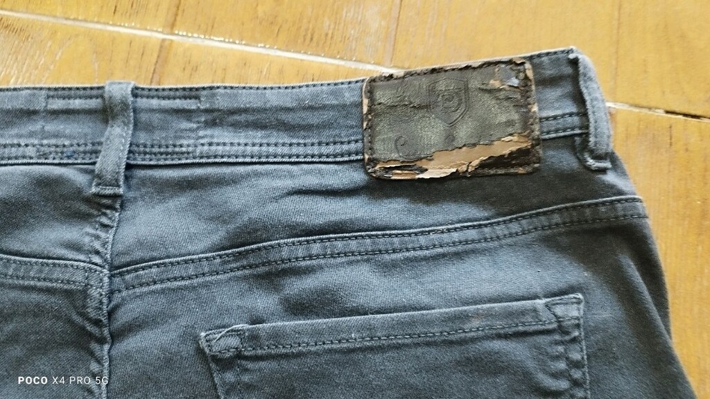 #PierreCardin likralı kot pantolon  Eni 47 Boyu 96 Paça 17 - 3