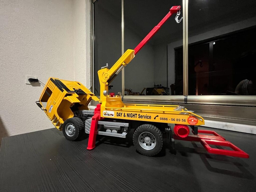 bruder MAN-JEEP çekici - 4
