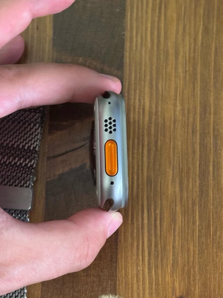 Apple Watch Ultra 3 49mm natürel titanyum Milano loop - orta boy - 7