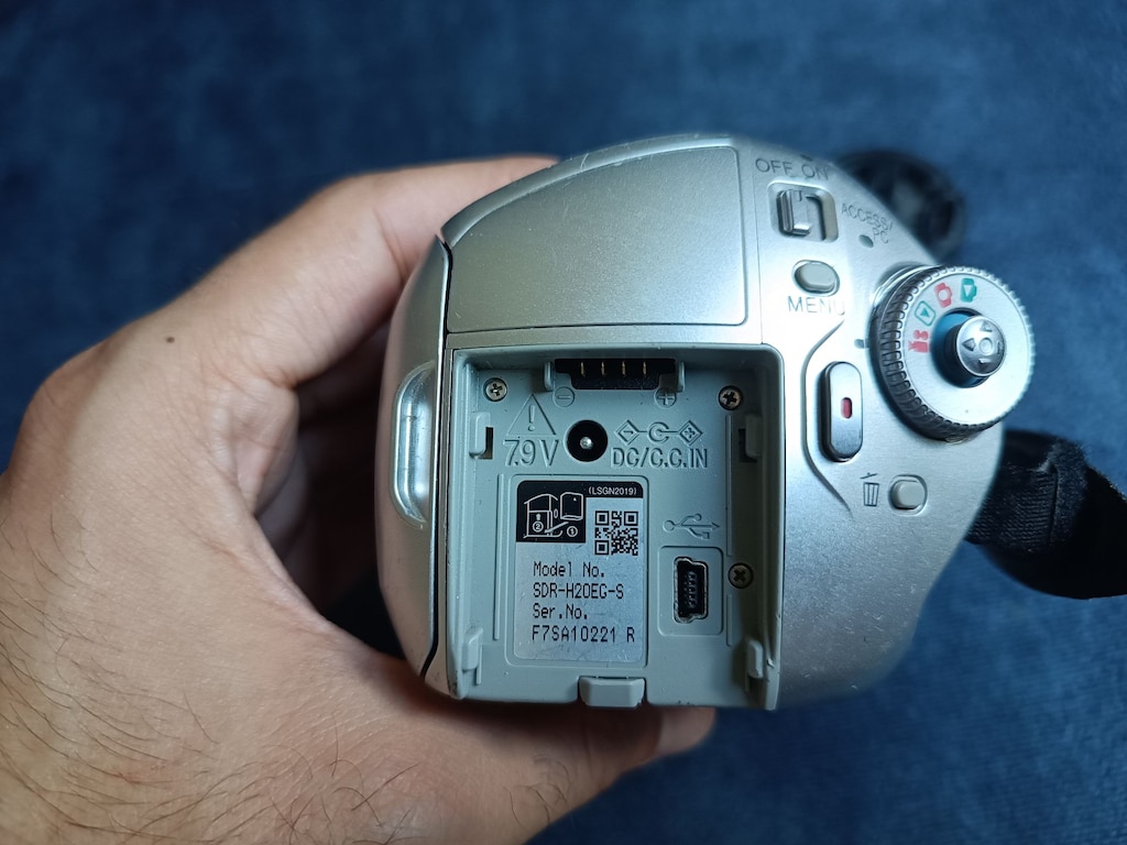 Panasonic SDR-H20EG-S Video Kamera - 6