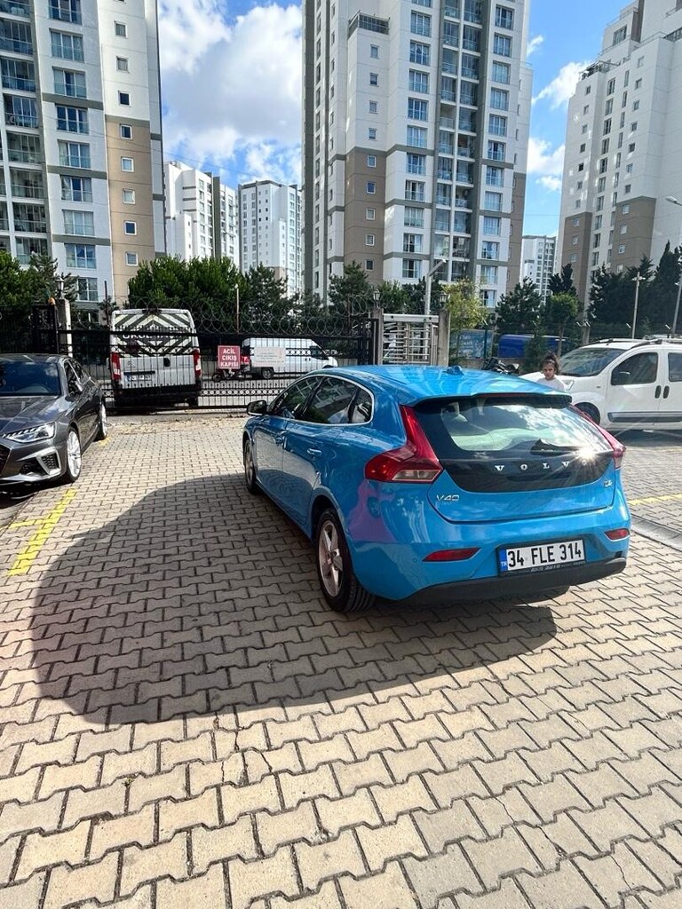 2014 volvo v40 dizel otomatik - 2